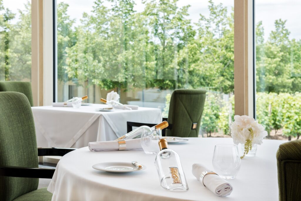 Restaurant-LALIQUE-Château-Lafaurie-Peyraguey-3754-©AgiSimoes-RetoGuntli