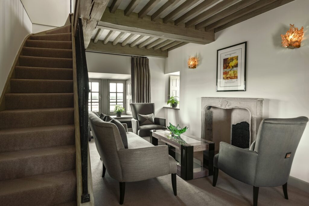 Suite-Duplex-Hôtel-Restaurant-LALIQUE-Château-Lafaurie-Peyraguey-4383-©AgiSimoes-RetoGuntli-1